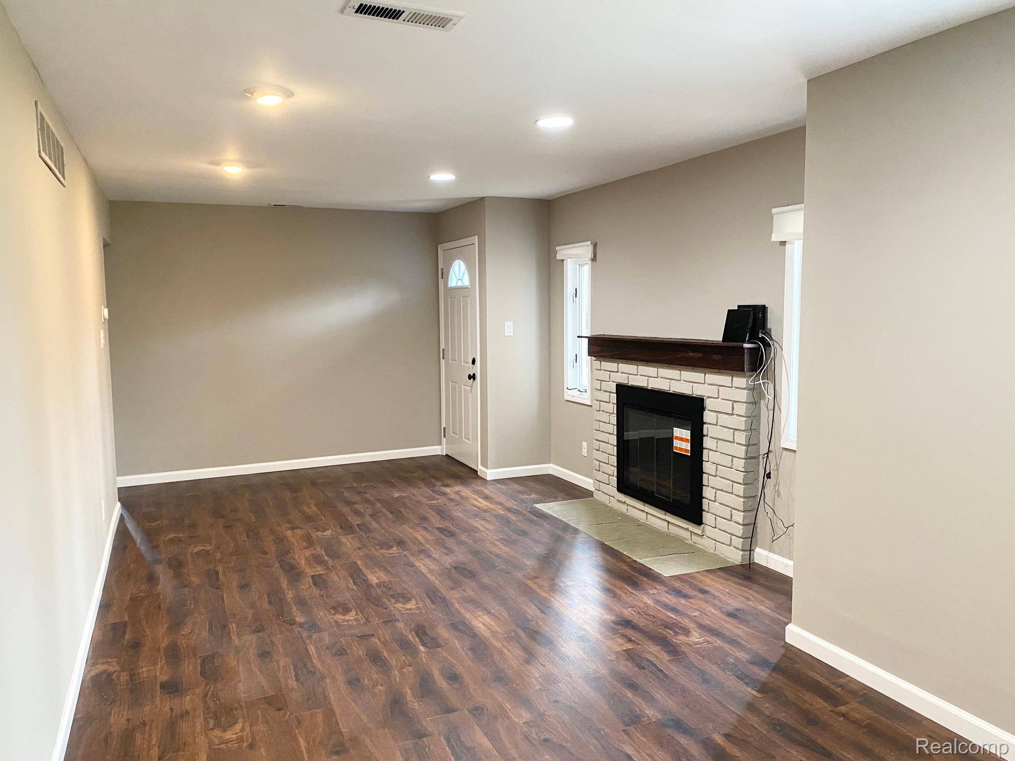 Livonia, MI 48154,14415 Newburgh RD