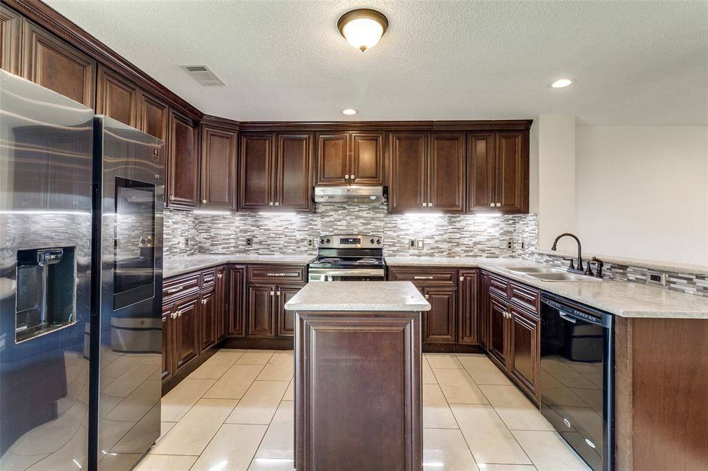 Dallas, TX 75227,4910 Urban Avenue