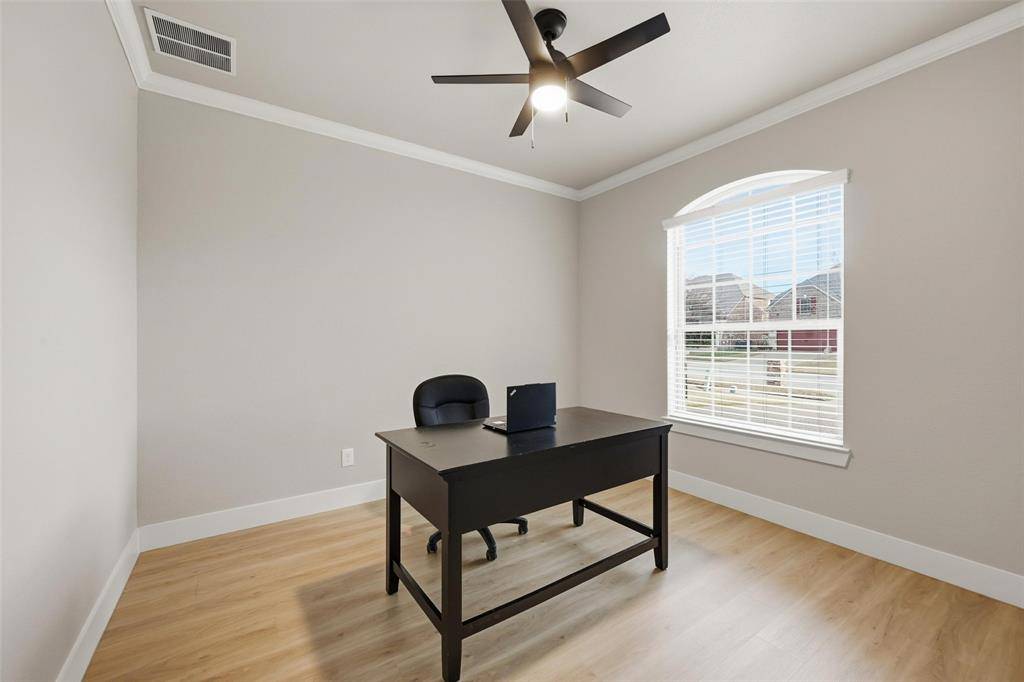 Frisco, TX 75035,9510 Robinwoods Drive