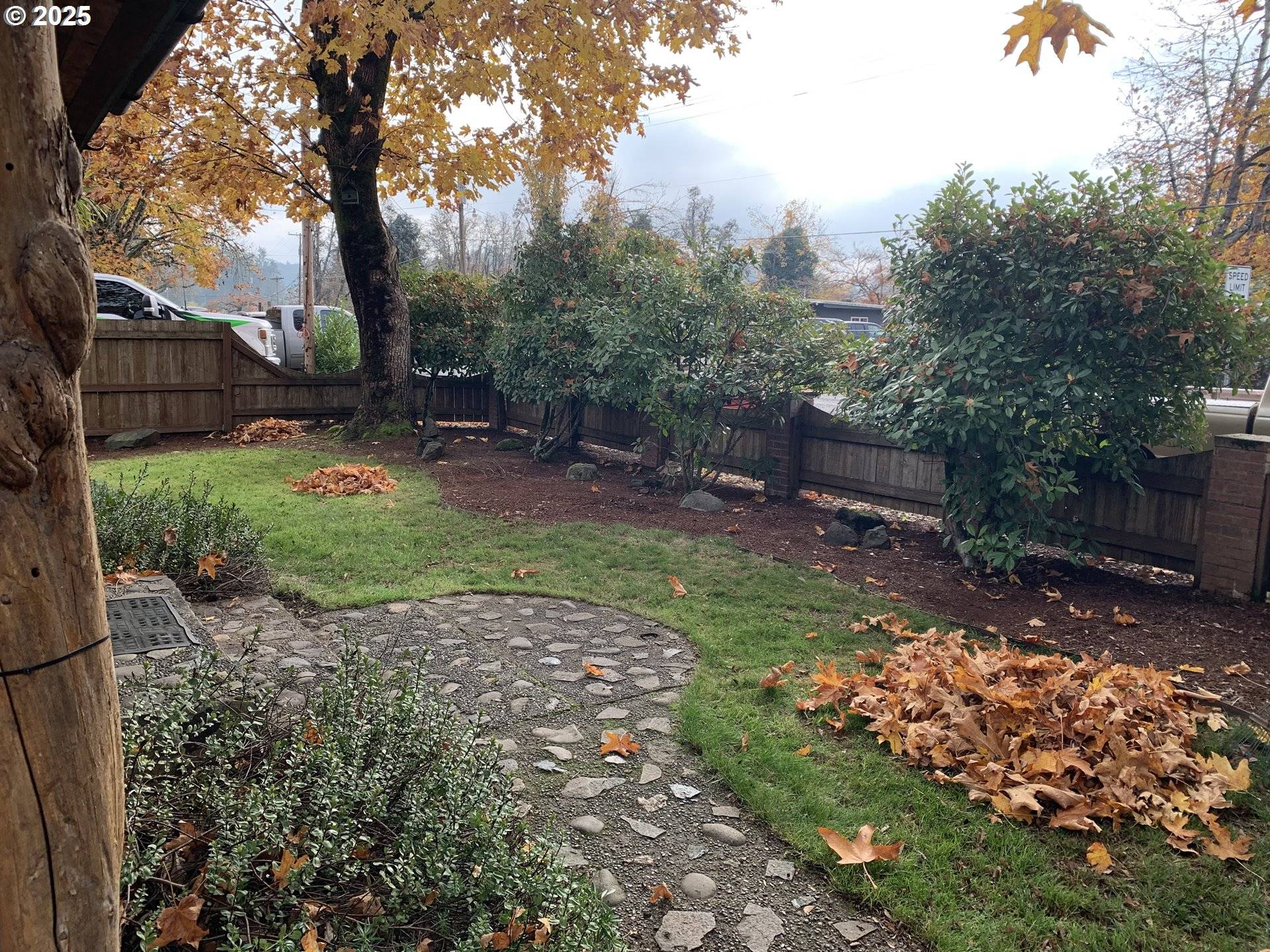 37881 WHEELER RD, Dexter, OR 97431