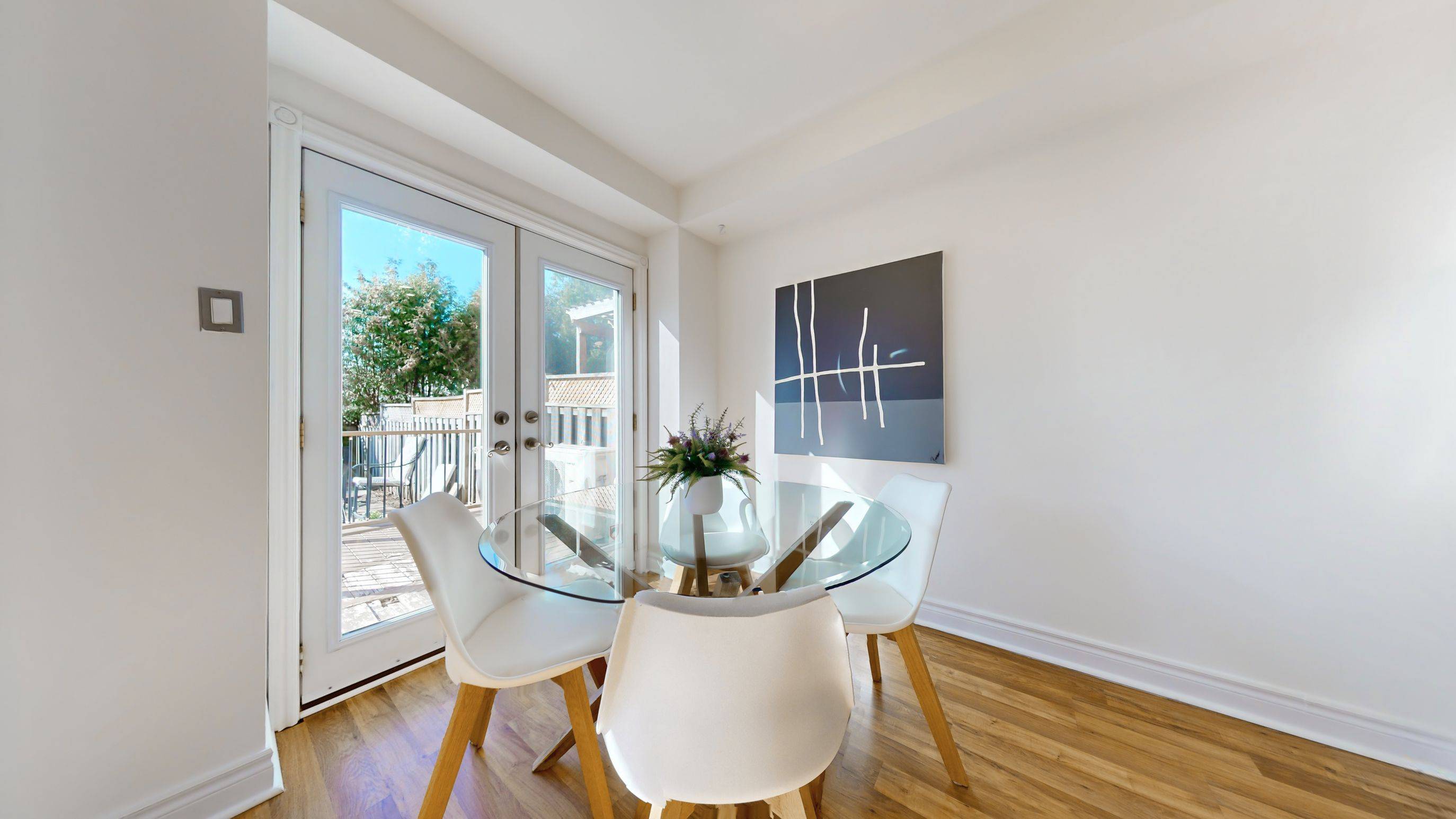 Whitby, ON L1R 2K4,112 Creekwood CRES