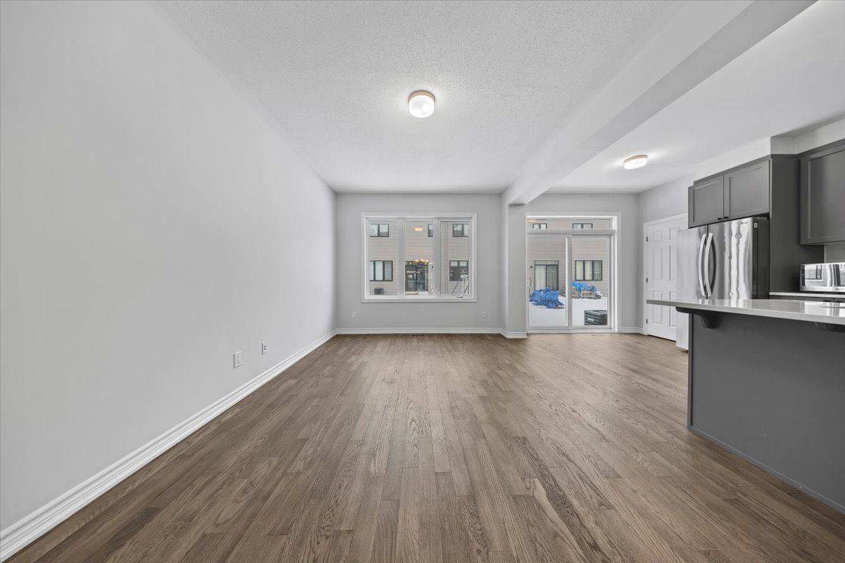 Barrhaven, ON K2J 6W1,509 FLAGSTAFF DR