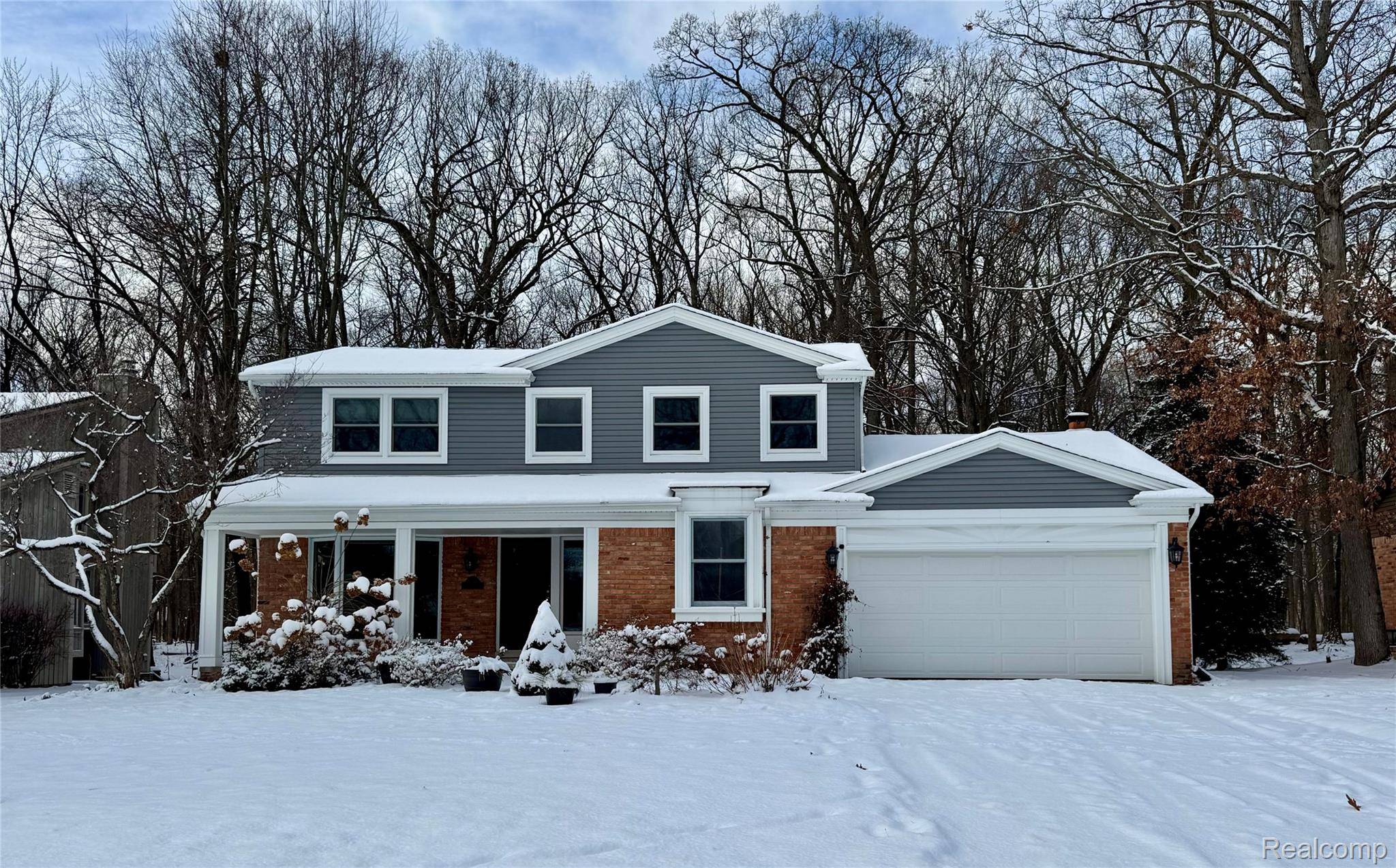 Rochester Hills, MI 48309,635 Timberline DR