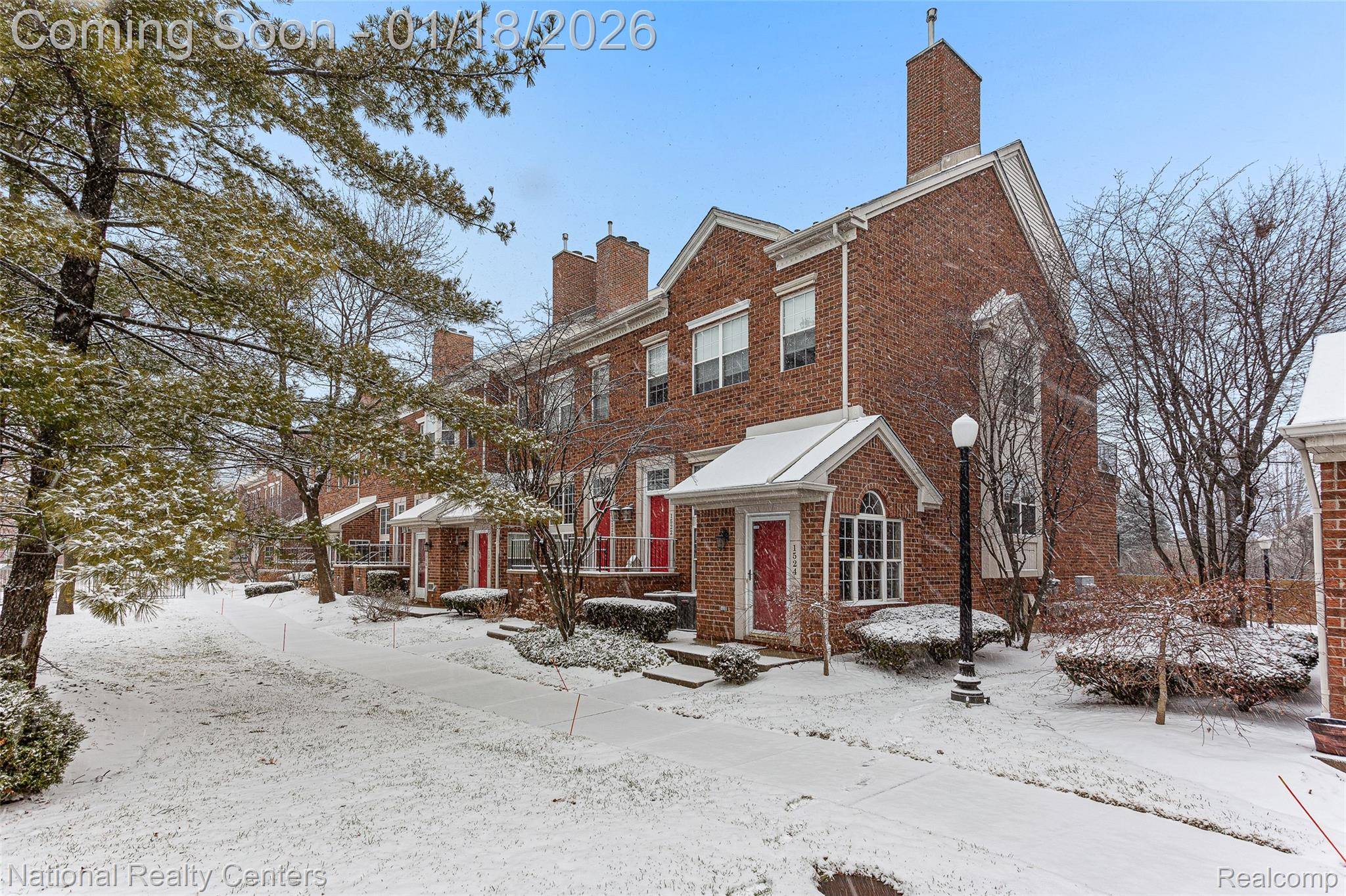 Royal Oak, MI 48067,1524 Maryland Club DR