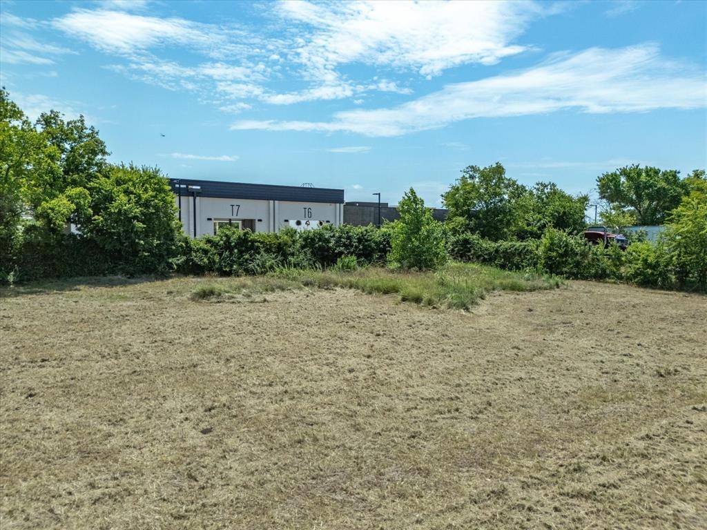 2600 Hullette Avenue, Lancaster, TX 75134