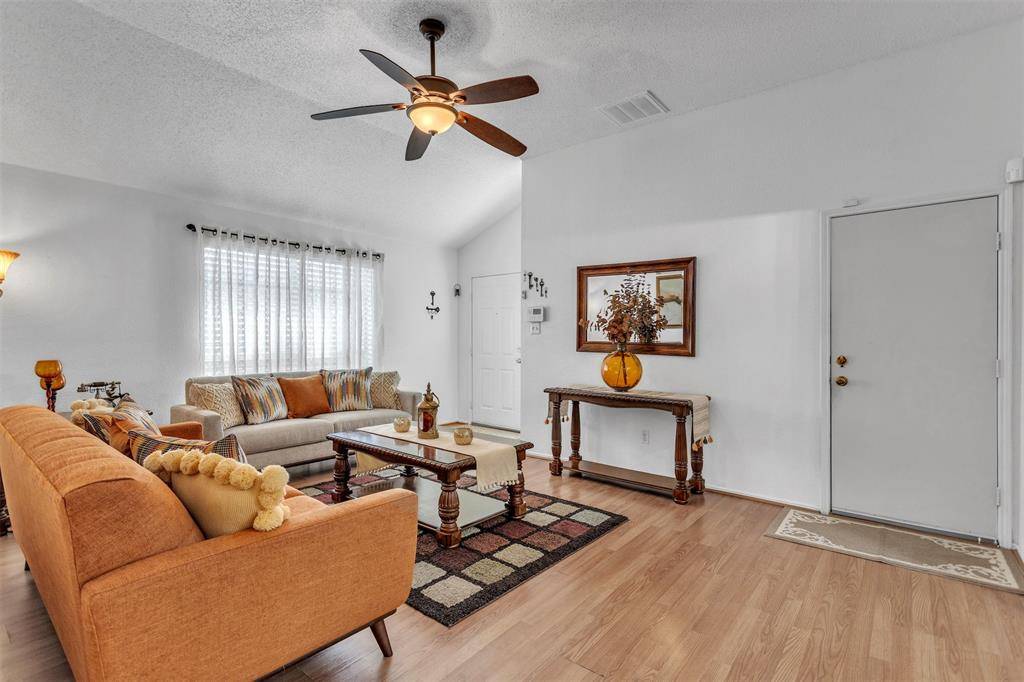 Dallas, TX 75227,10419 Blackjack Oaks Drive