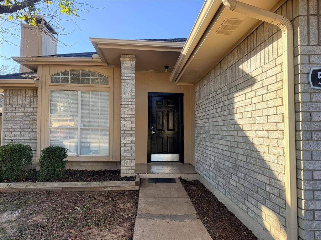 Arlington, TX 76017,5210 Cornvalley Drive