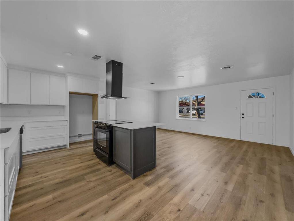 Hurst, TX 76053,1236 Harrison Lane