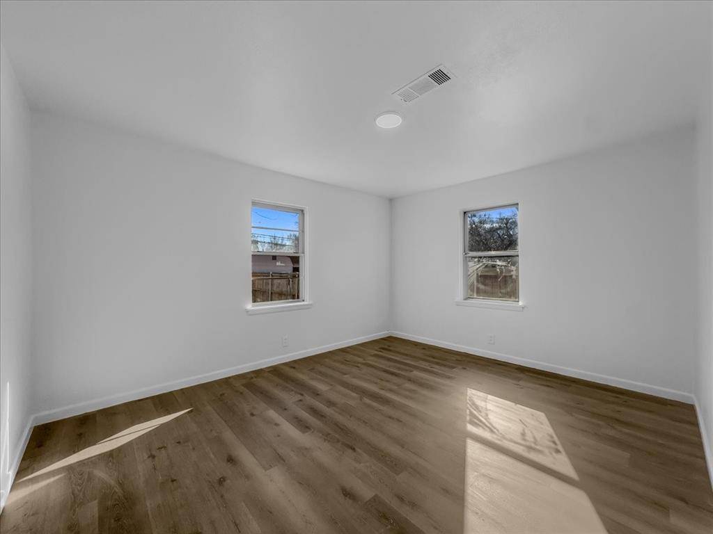 Hurst, TX 76053,1236 Harrison Lane