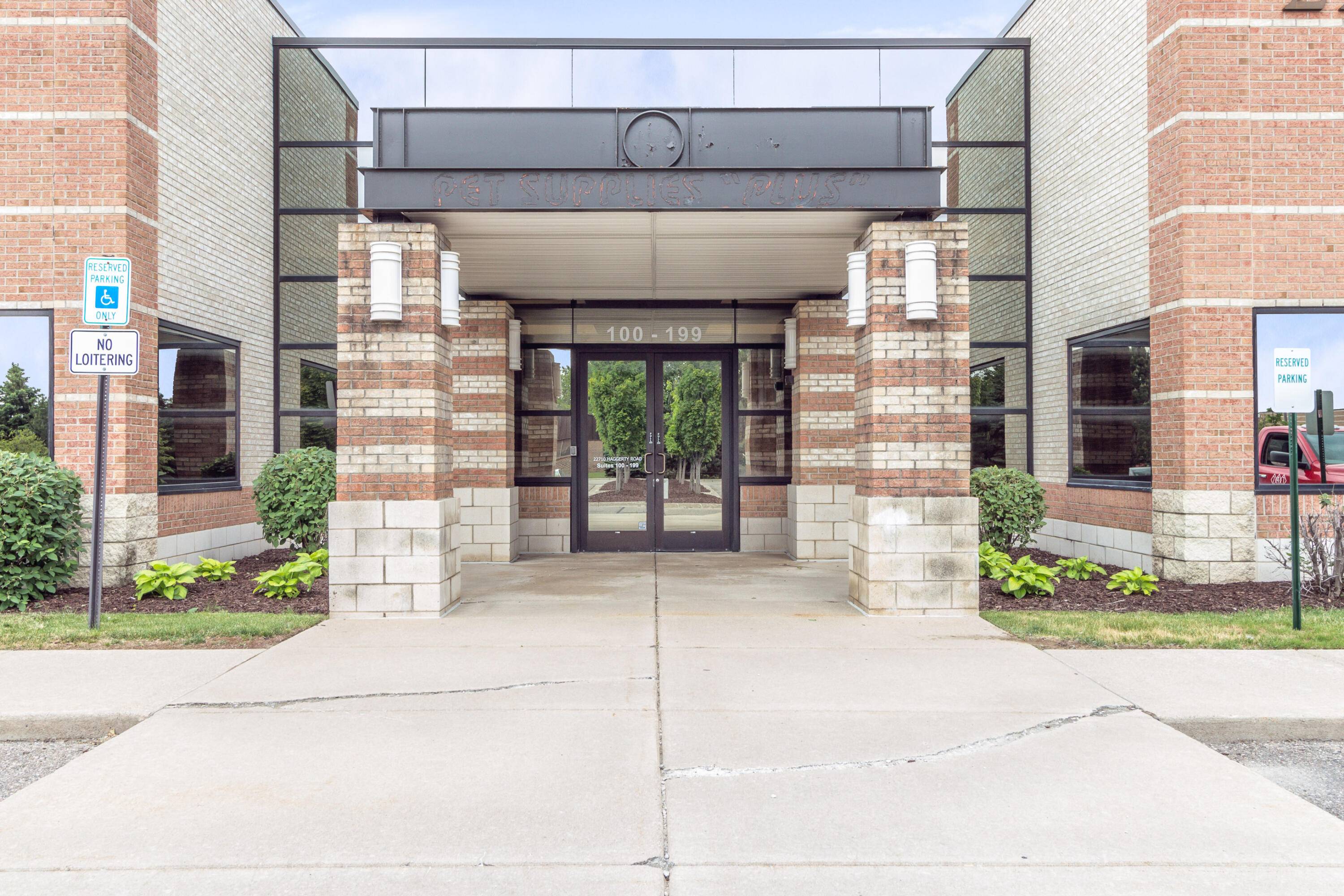 22710 Haggerty RD, Farmington Hills, MI 48335