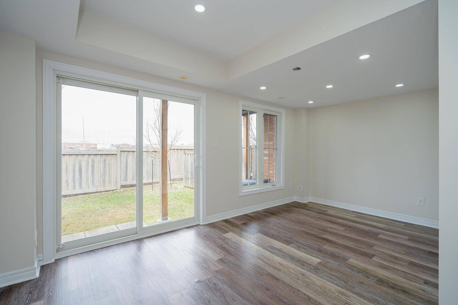 Brampton, ON L6Y 0P9,48 Cedar Lake CRES