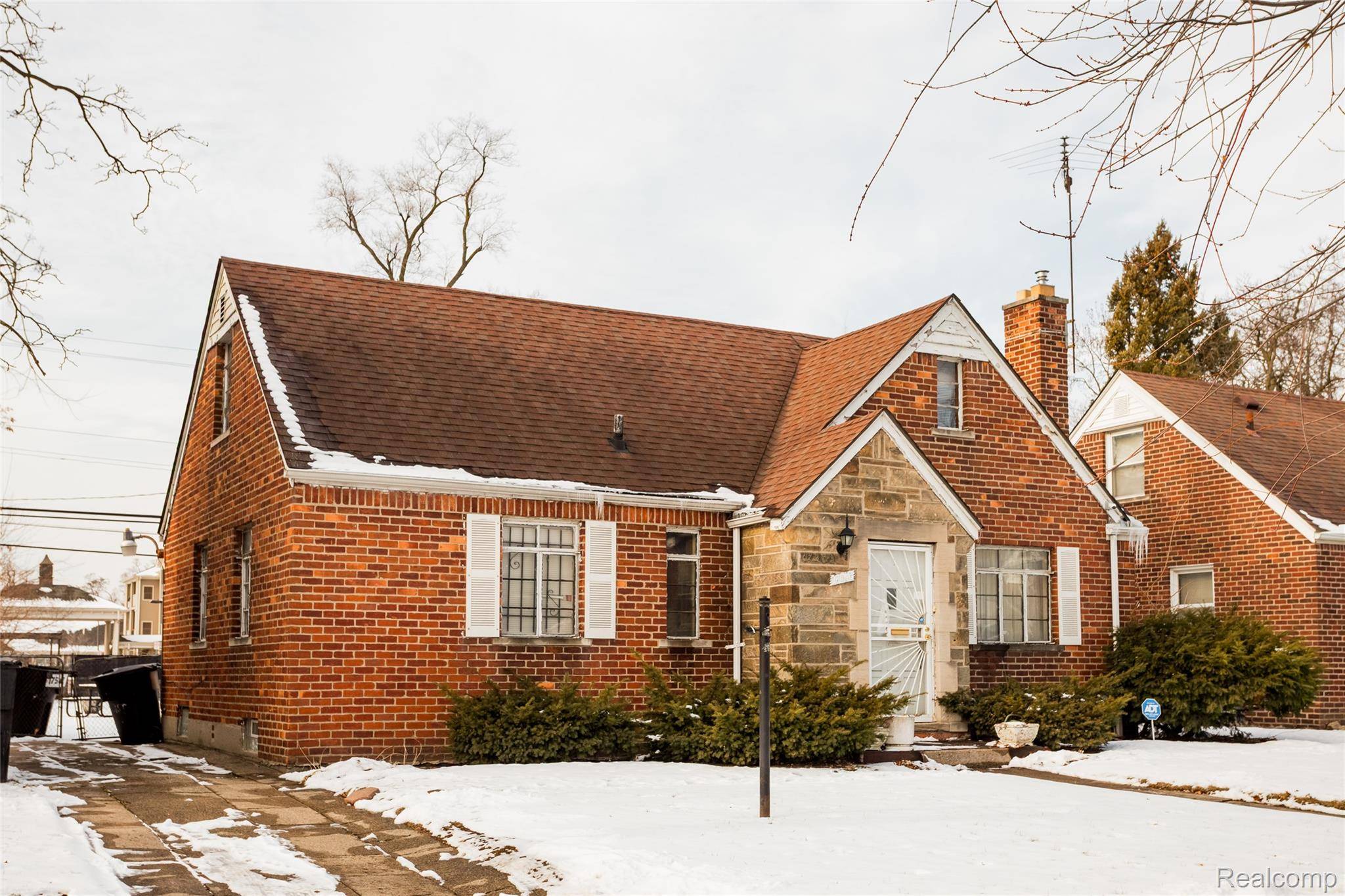 Detroit, MI 48221,17547 Pinehurst ST