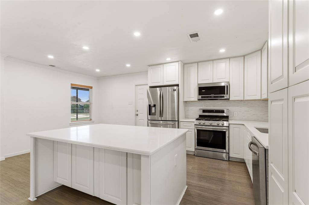 Richardson, TX 75080,636 Dumont