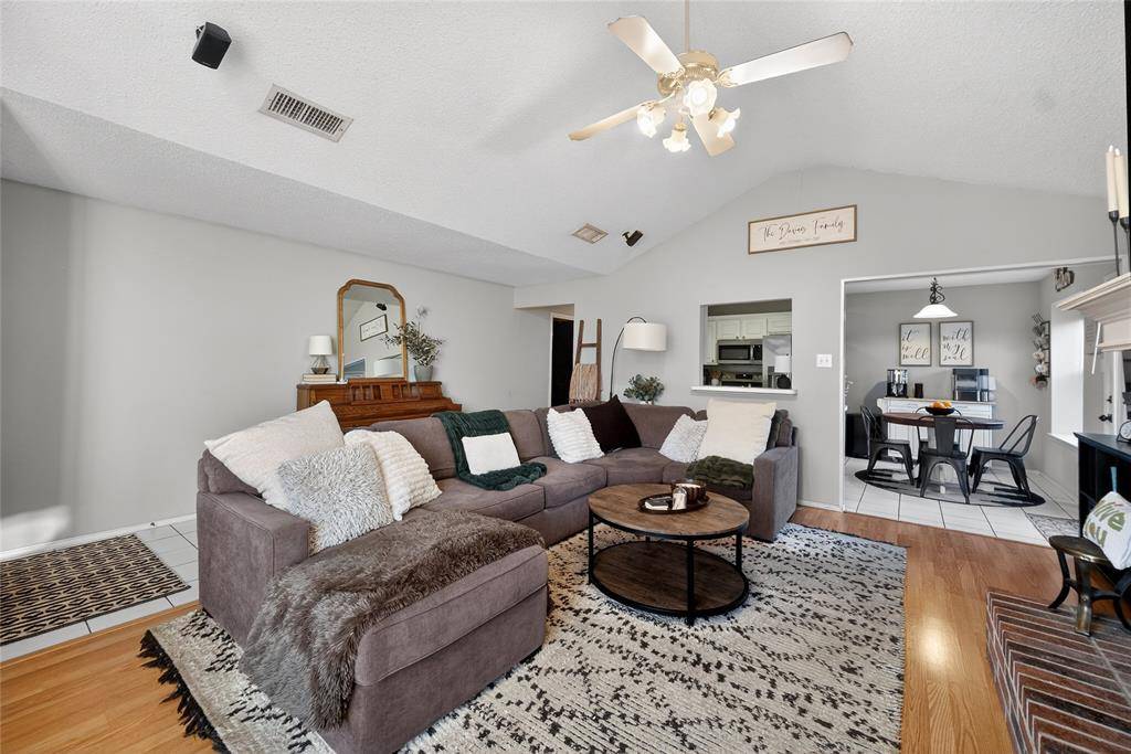 Arlington, TX 76017,5509 Alta Verde Circle