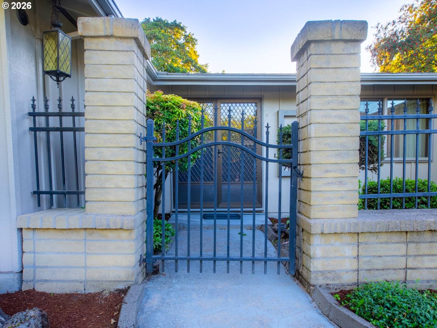 Eugene, OR 97404,475 BANTON AVE