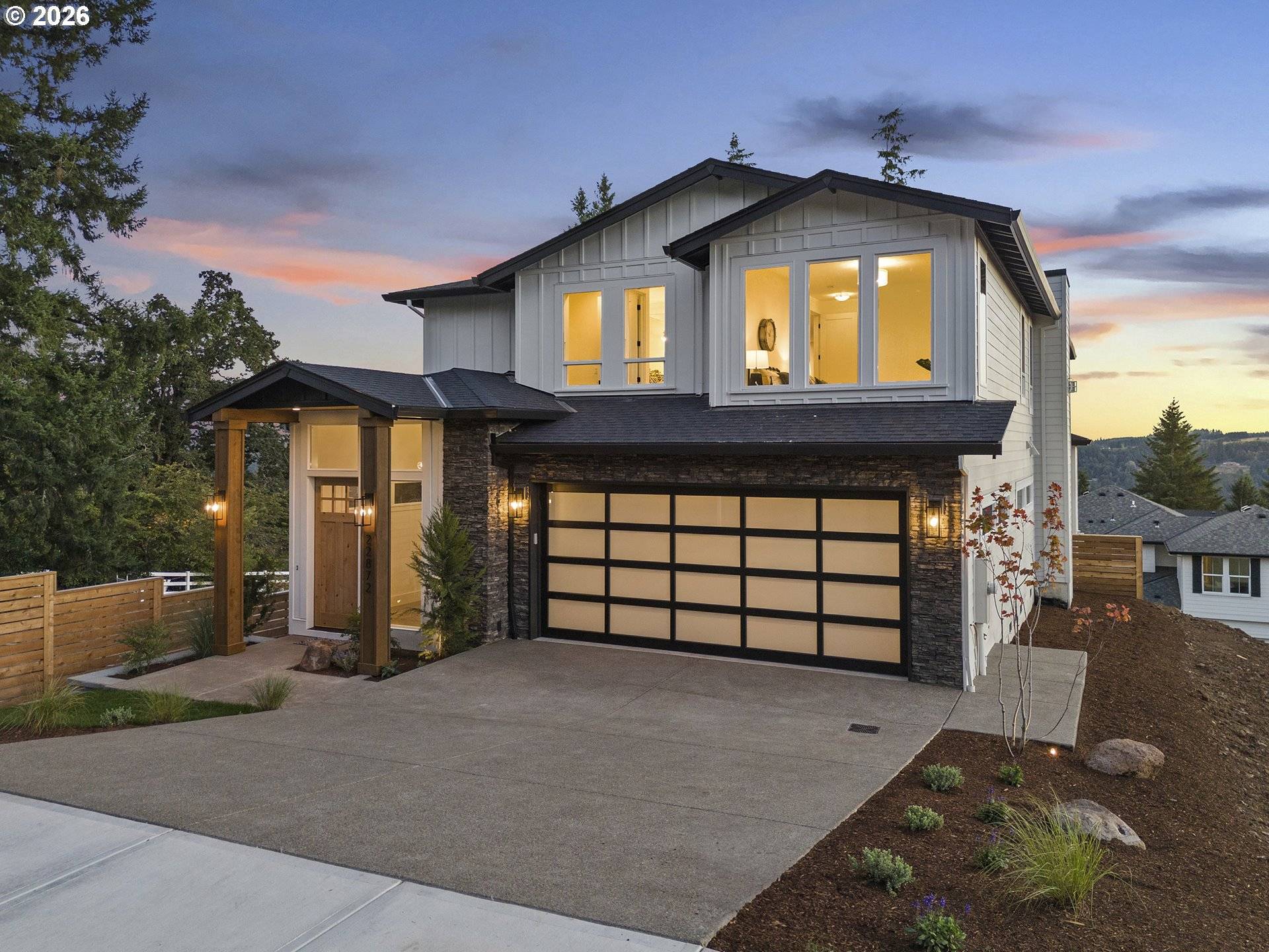 West Linn, OR 97068,22872 WEATHERHILL RD