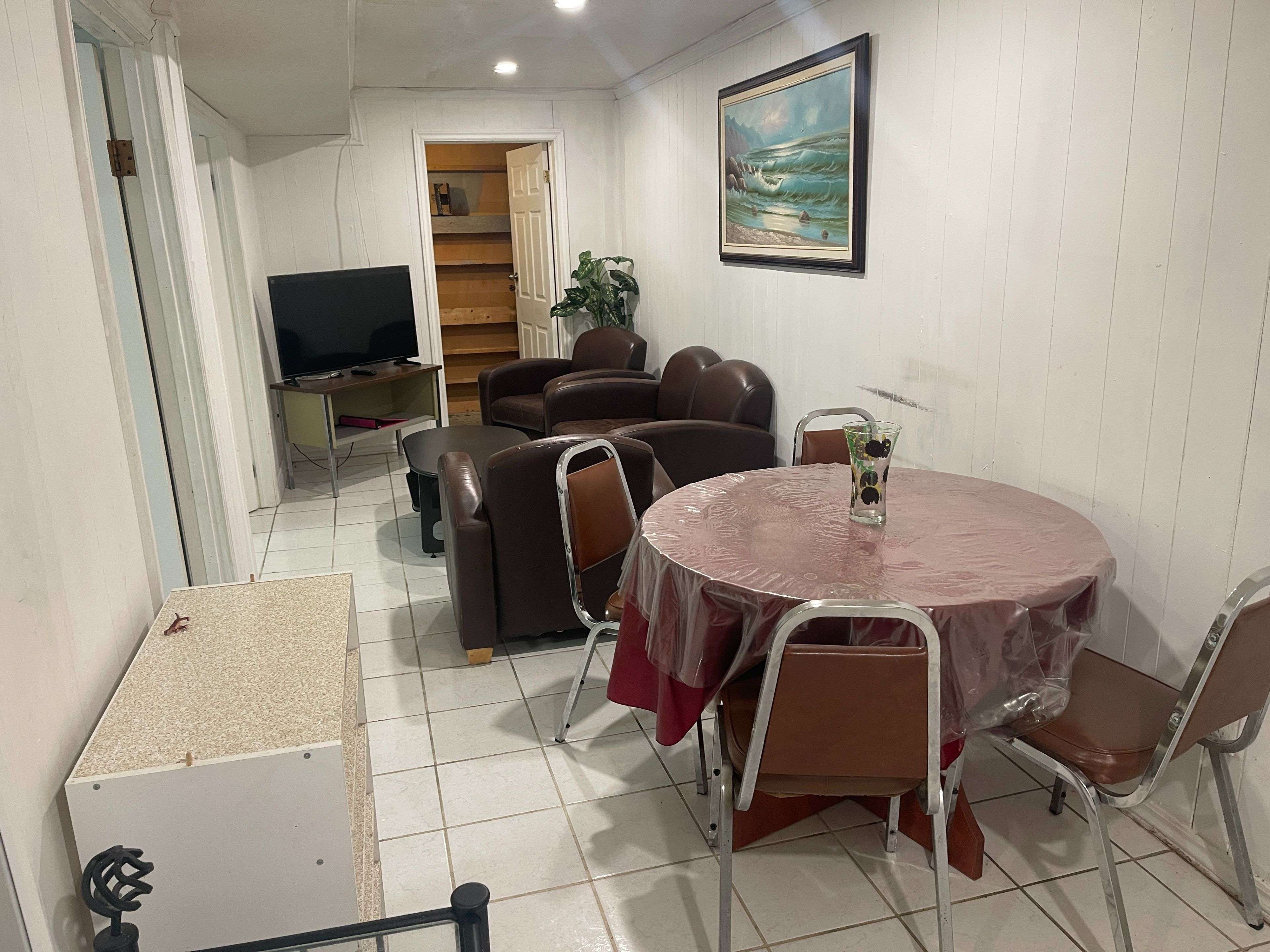 Toronto E05, ON M1W 2H2,62 Iangrove TER #Basement Apt # 2