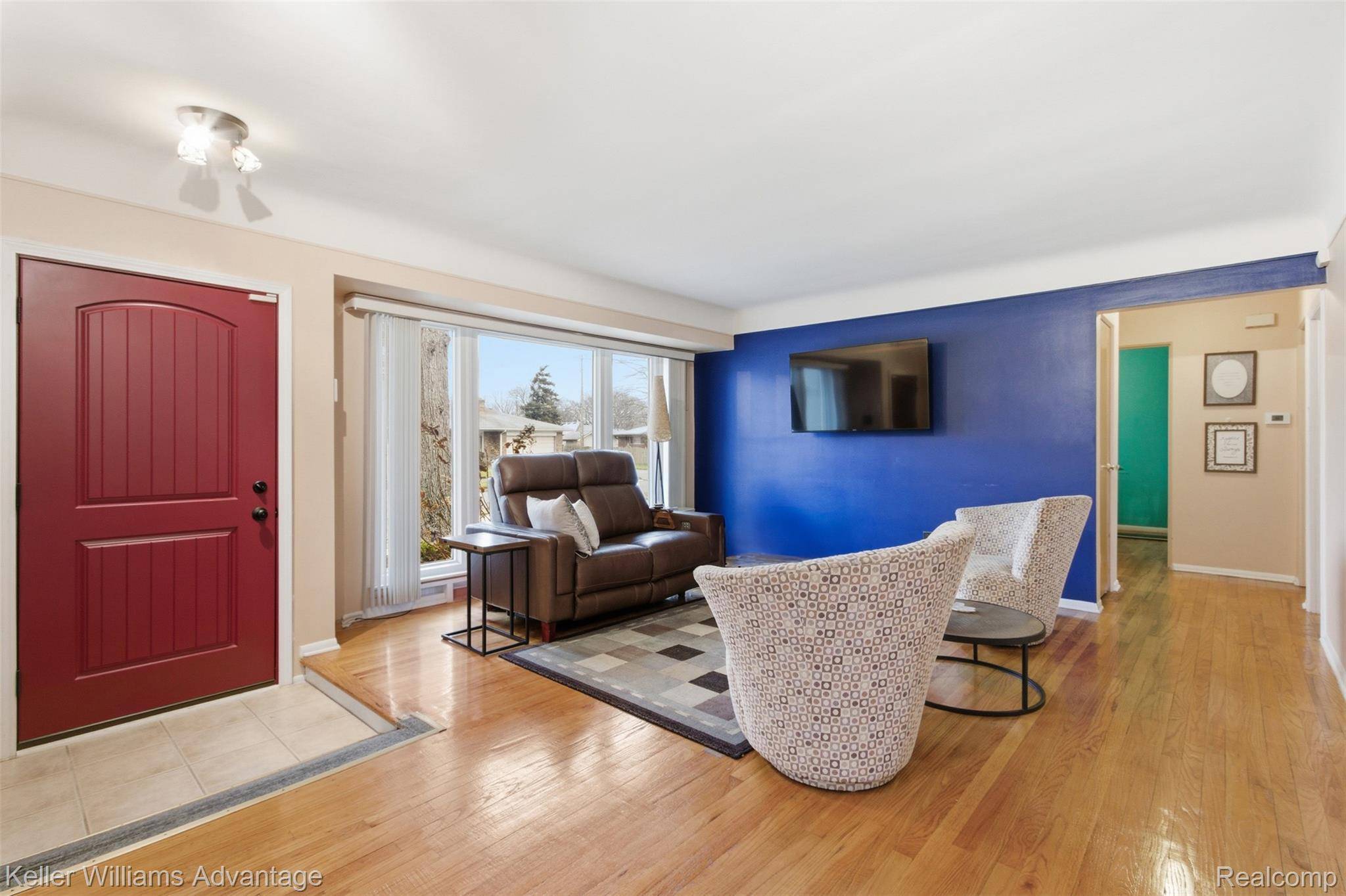 Redford, MI 48239,8841 Virgil