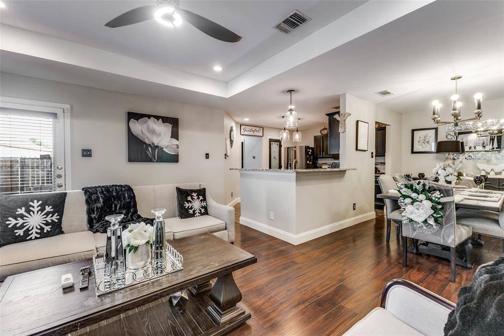 Desoto, TX 75115,218 Streamside Drive