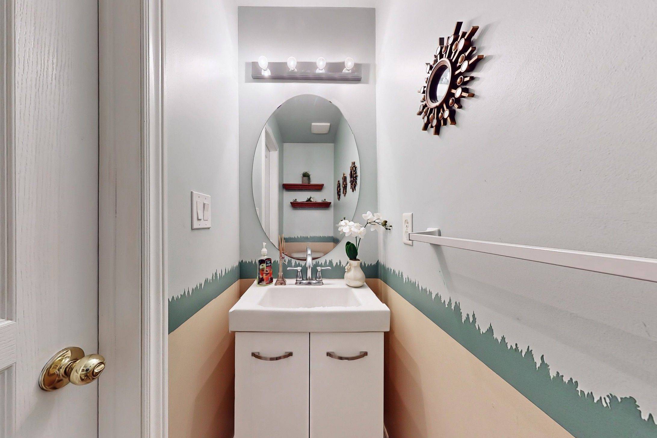 Richmond Hill, ON L4E 4B1,19 Longwood AVE S