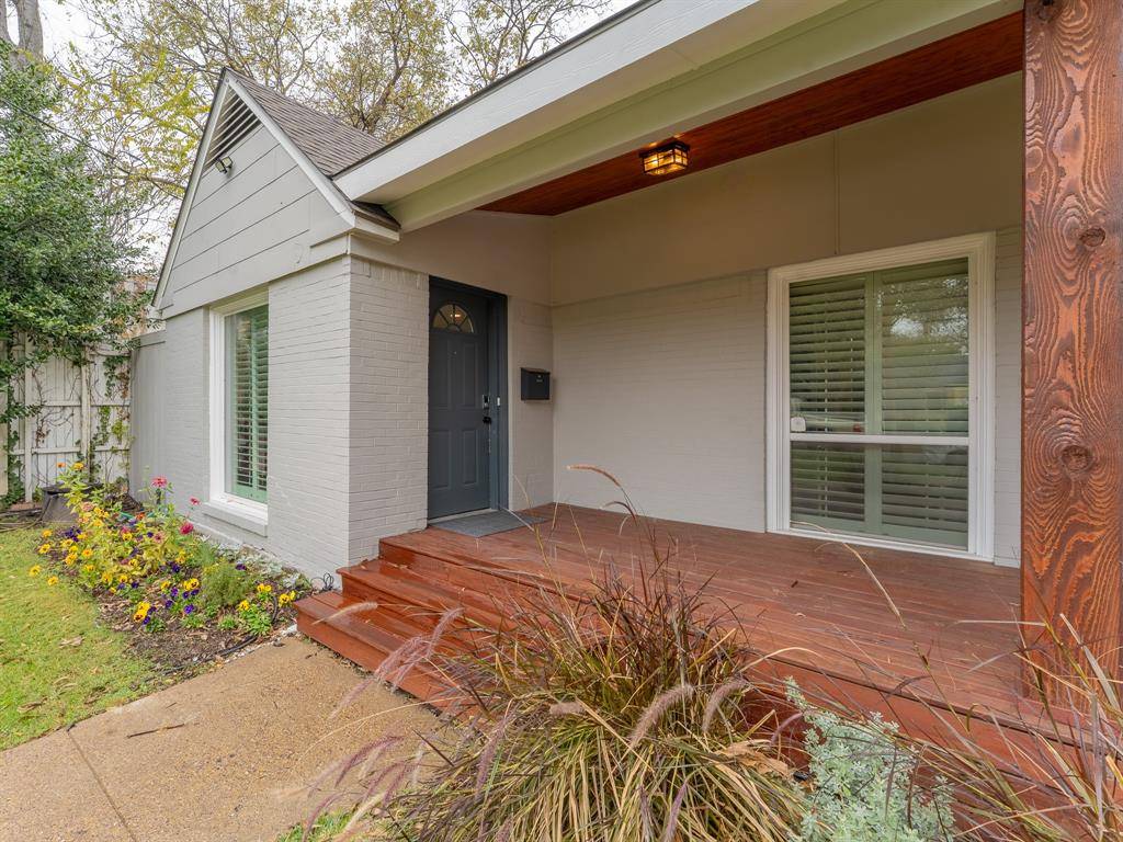 Dallas, TX 75235,5104 Maple Springs Boulevard