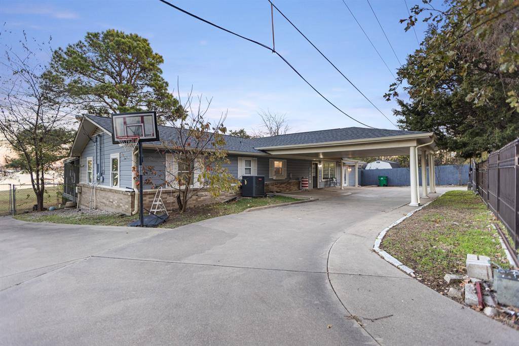 Seven Points, TX 75143,327 Nob Hill Lane