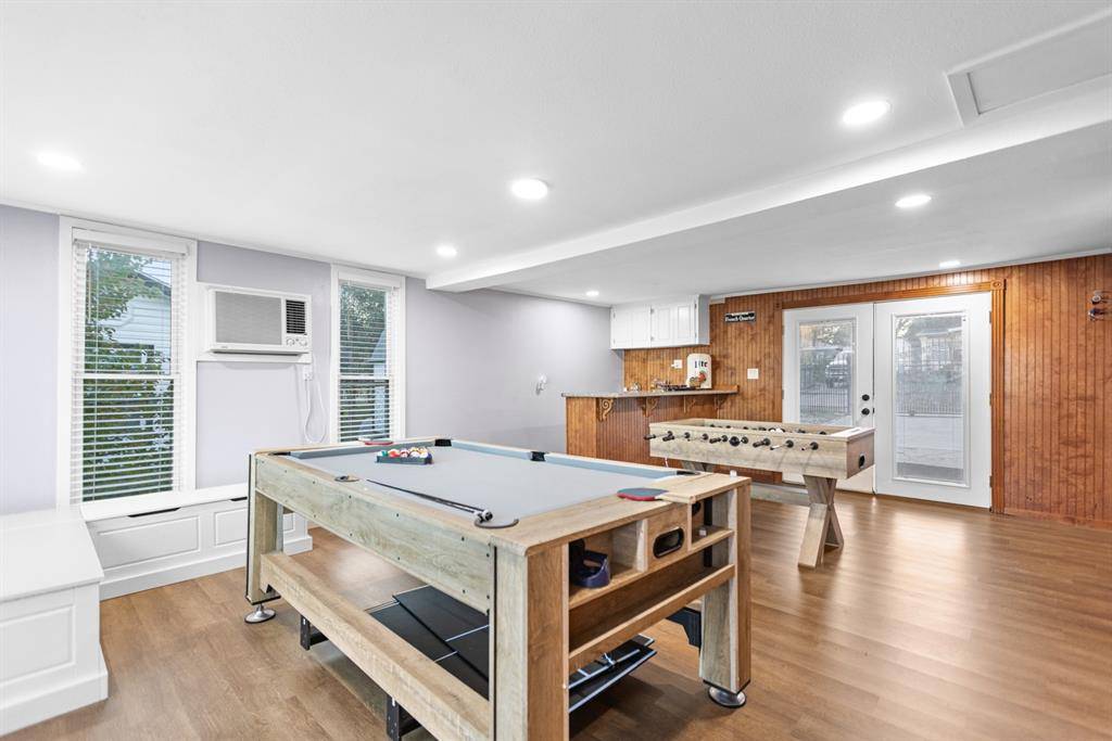 Seven Points, TX 75143,327 Nob Hill Lane