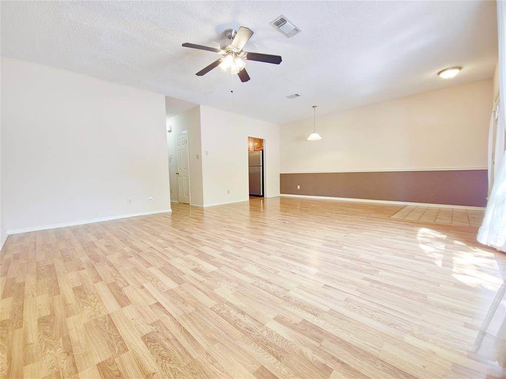 Weatherford, TX 76086,422 W Oak Street