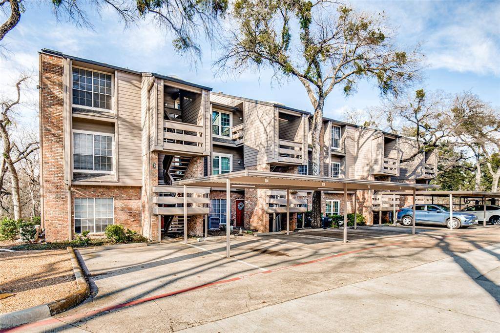 Dallas, TX 75231,9801 Royal Lane #711