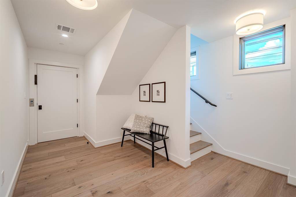 University Park, TX 75205,4128 University Boulevard #5