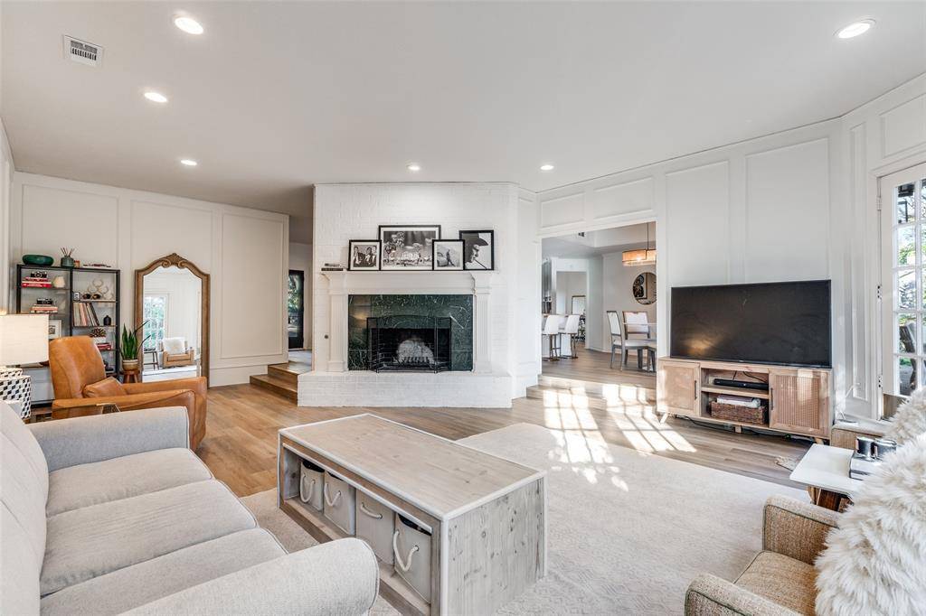 Dallas, TX 75220,9122 Cochran Heights Drive