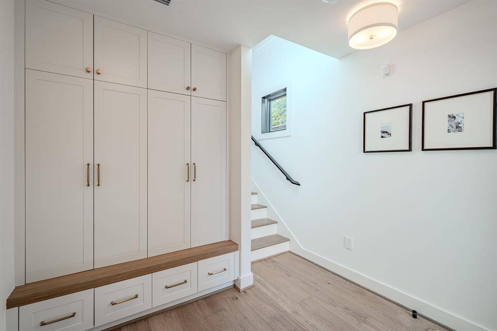 University Park, TX 75205,4128 University Boulevard #2