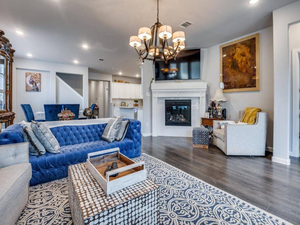 Red Oak, TX 75154,635 Congressional Avenue