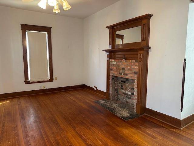 Waxahachie, TX 75165,415 W Franklin