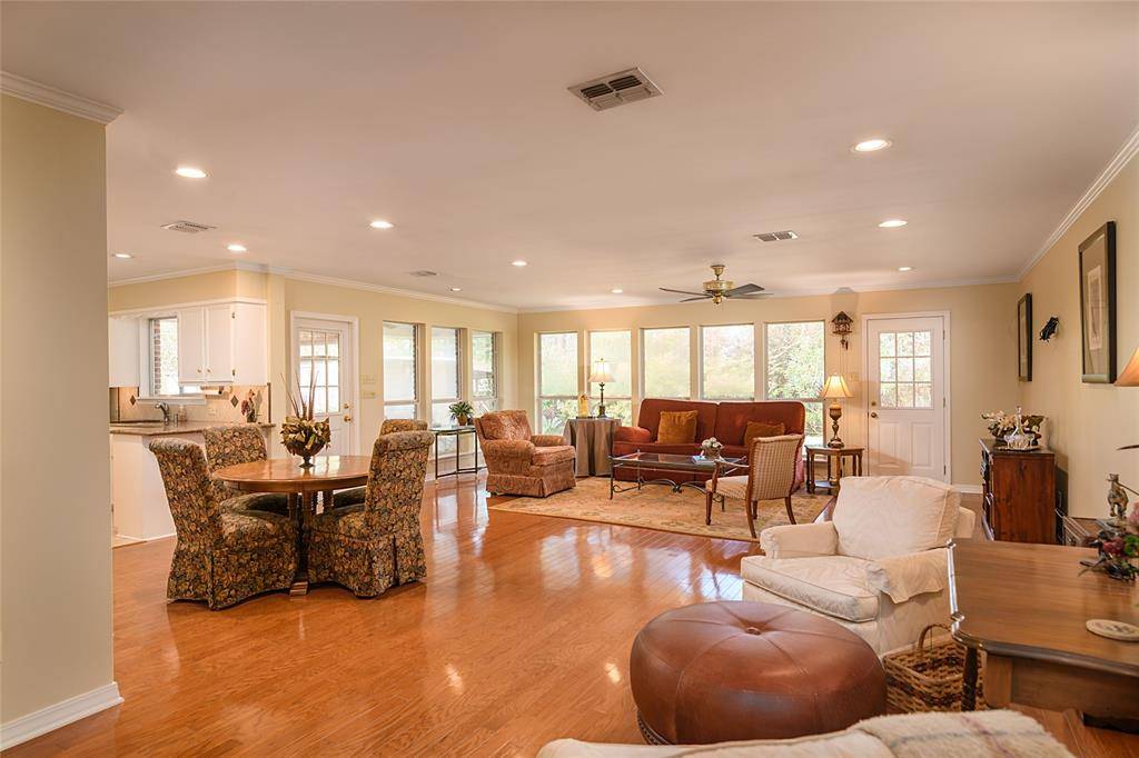 Shreveport, LA 71118,1052 Edgefield Drive