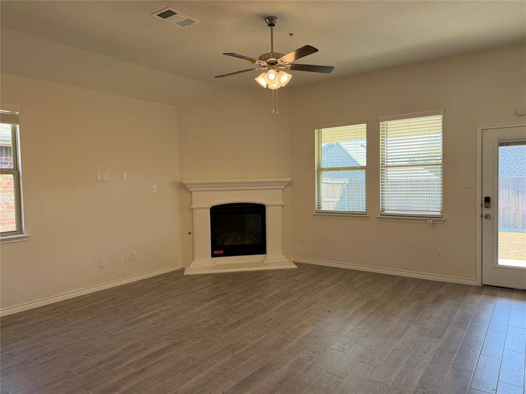 Forney, TX 75126,3955 Sidney Lane