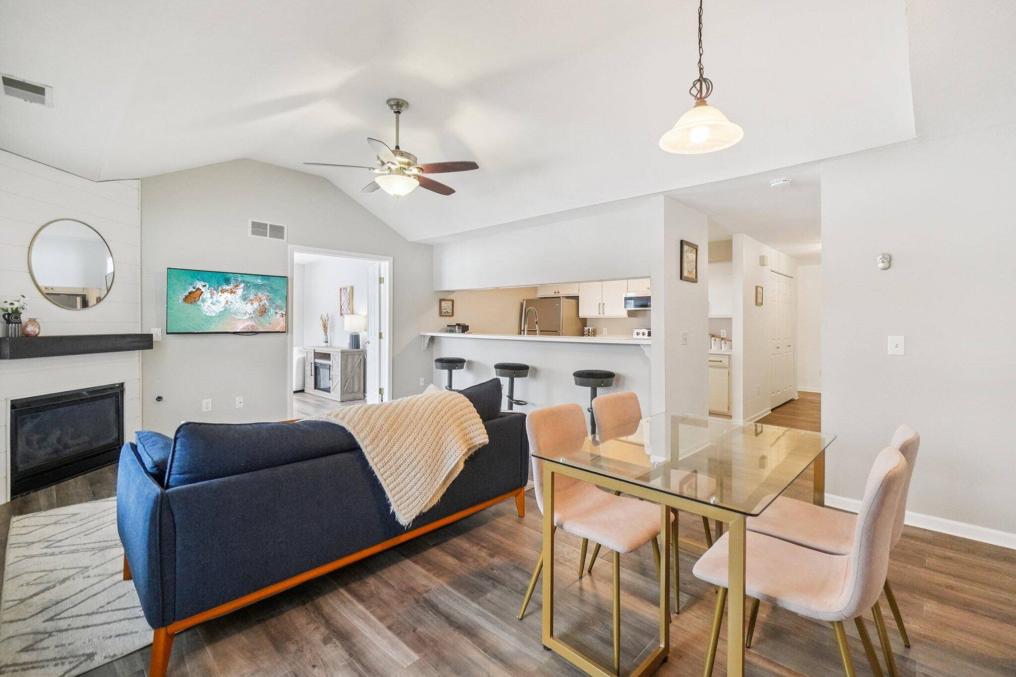 Ann Arbor, MI 48108,1764 Weatherstone DR