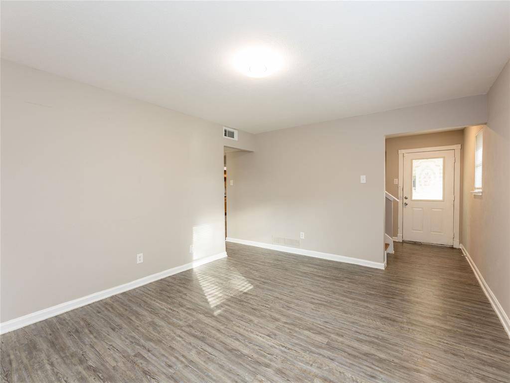 Mesquite, TX 75150,4301 Live Oak Drive