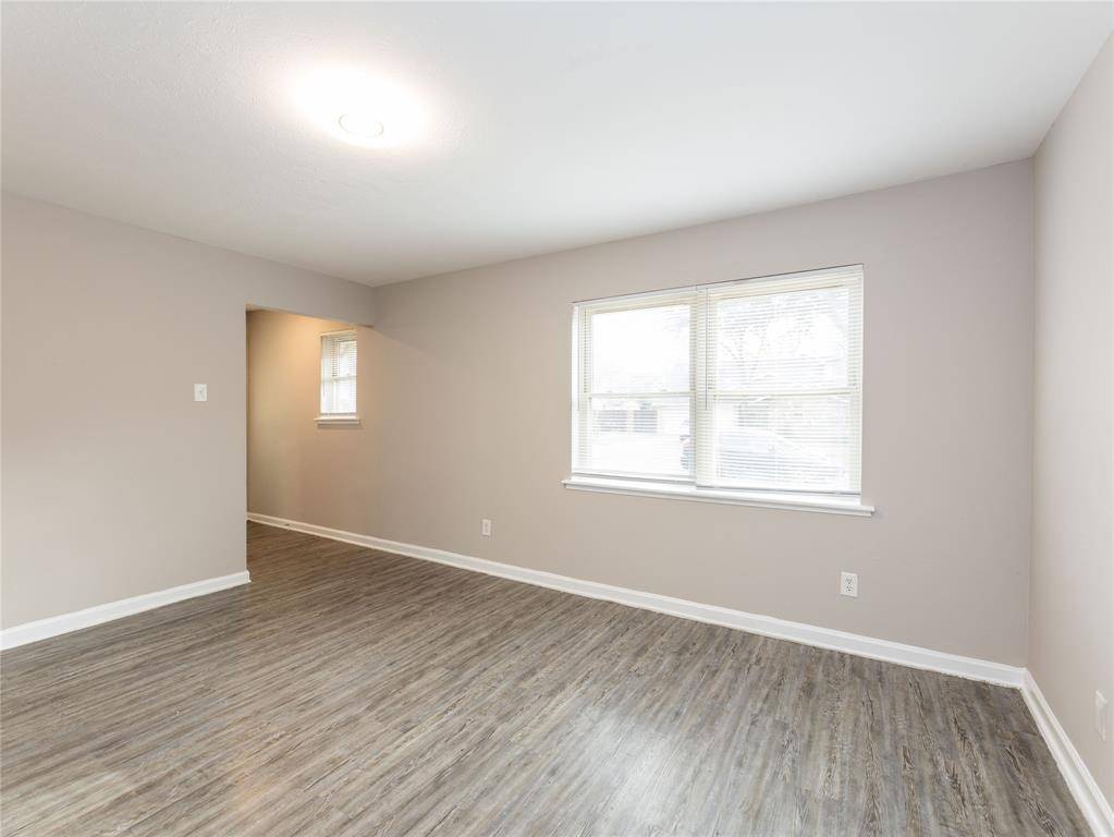 Mesquite, TX 75150,4301 Live Oak Drive