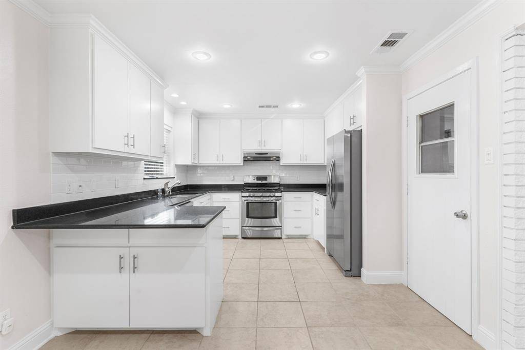 Richardson, TX 75080,831 Warren Way