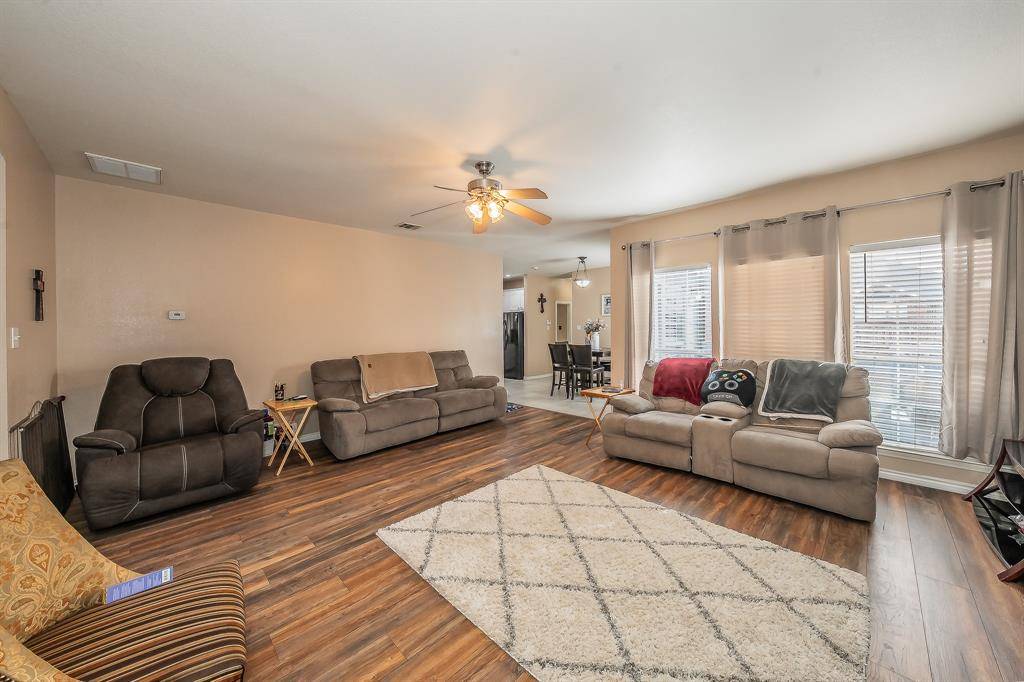 Desoto, TX 75115,1528 Mill Creek Drive