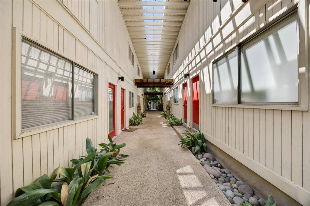 Dallas, TX 75219,3500 Routh Street #6