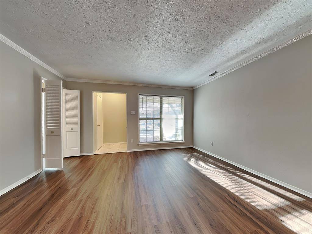 Dallas, TX 75218,8324 Lullwater Drive #8322