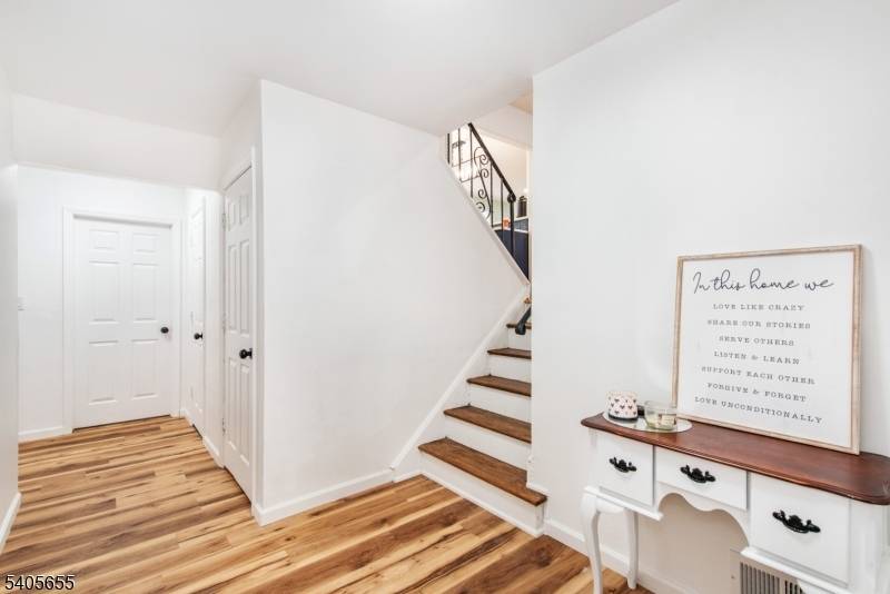 Mount Olive Twp., NJ 07836,14 Bordeaux Dr