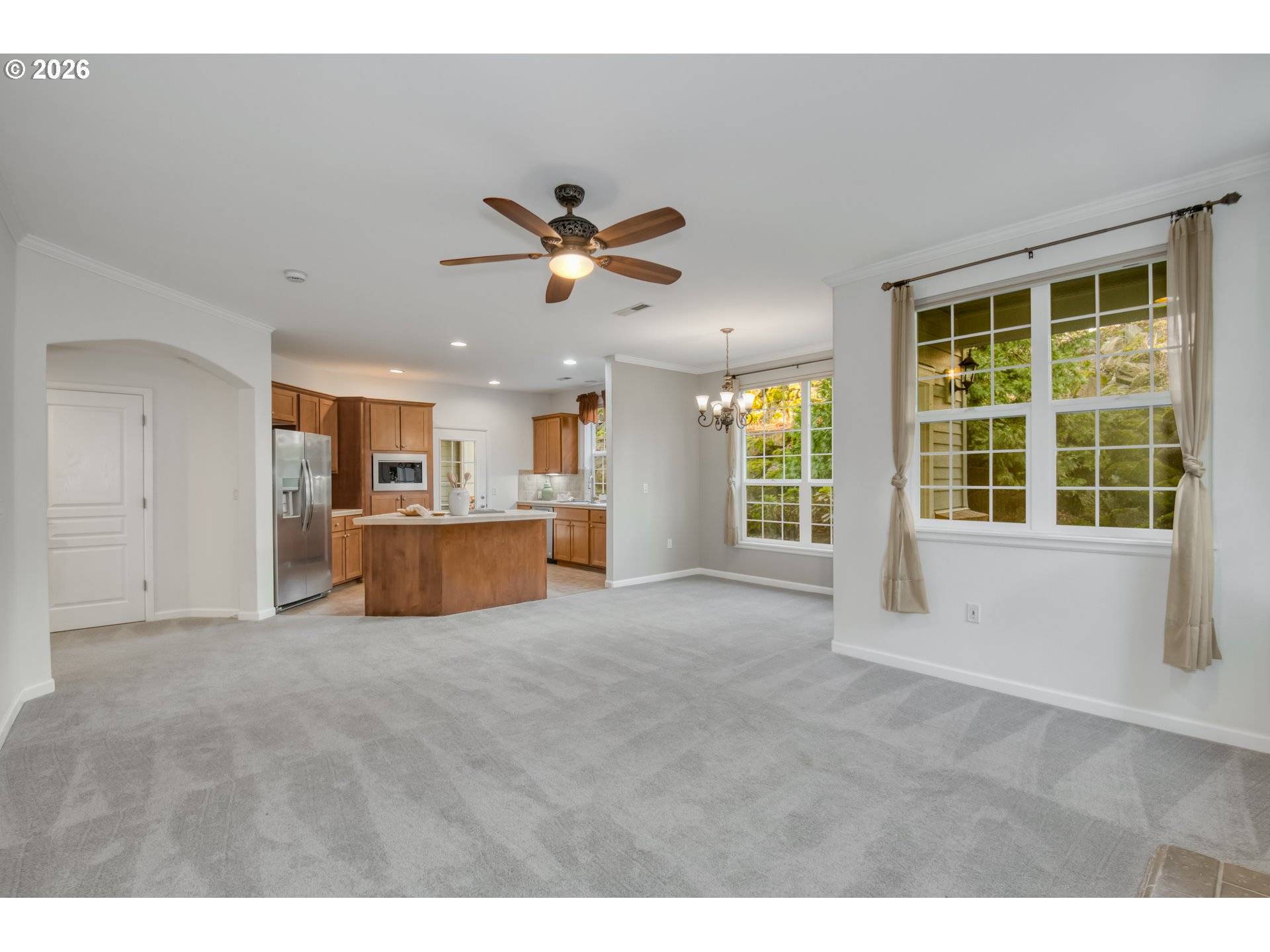 West Linn, OR 97068,4860 SUMMERLINN WAY