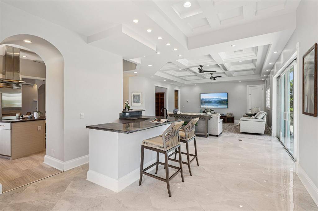 Lighthouse Point, FL 33064,3900 NE 23rd Ter