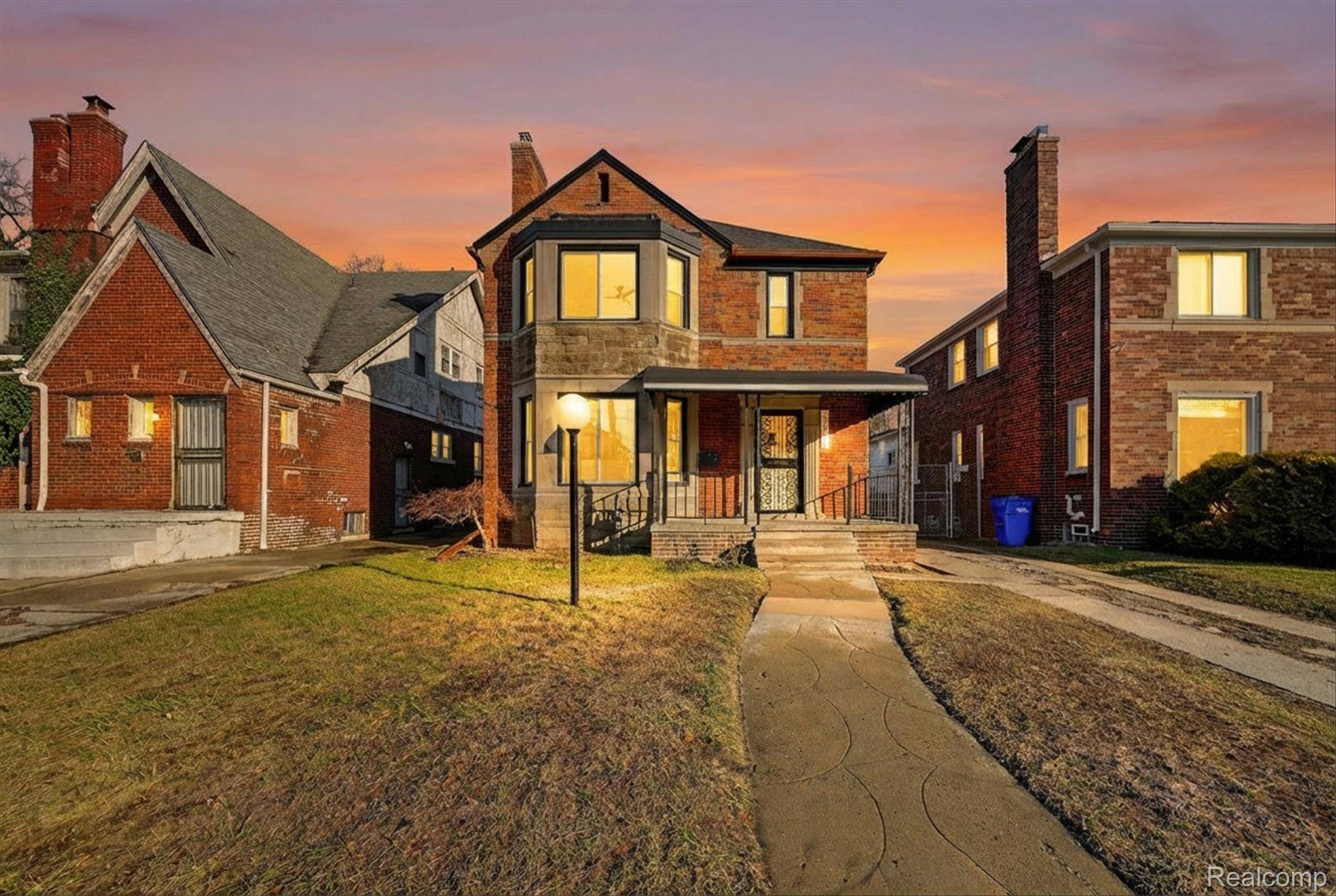 Detroit, MI 48221,17584 Cherrylawn ST