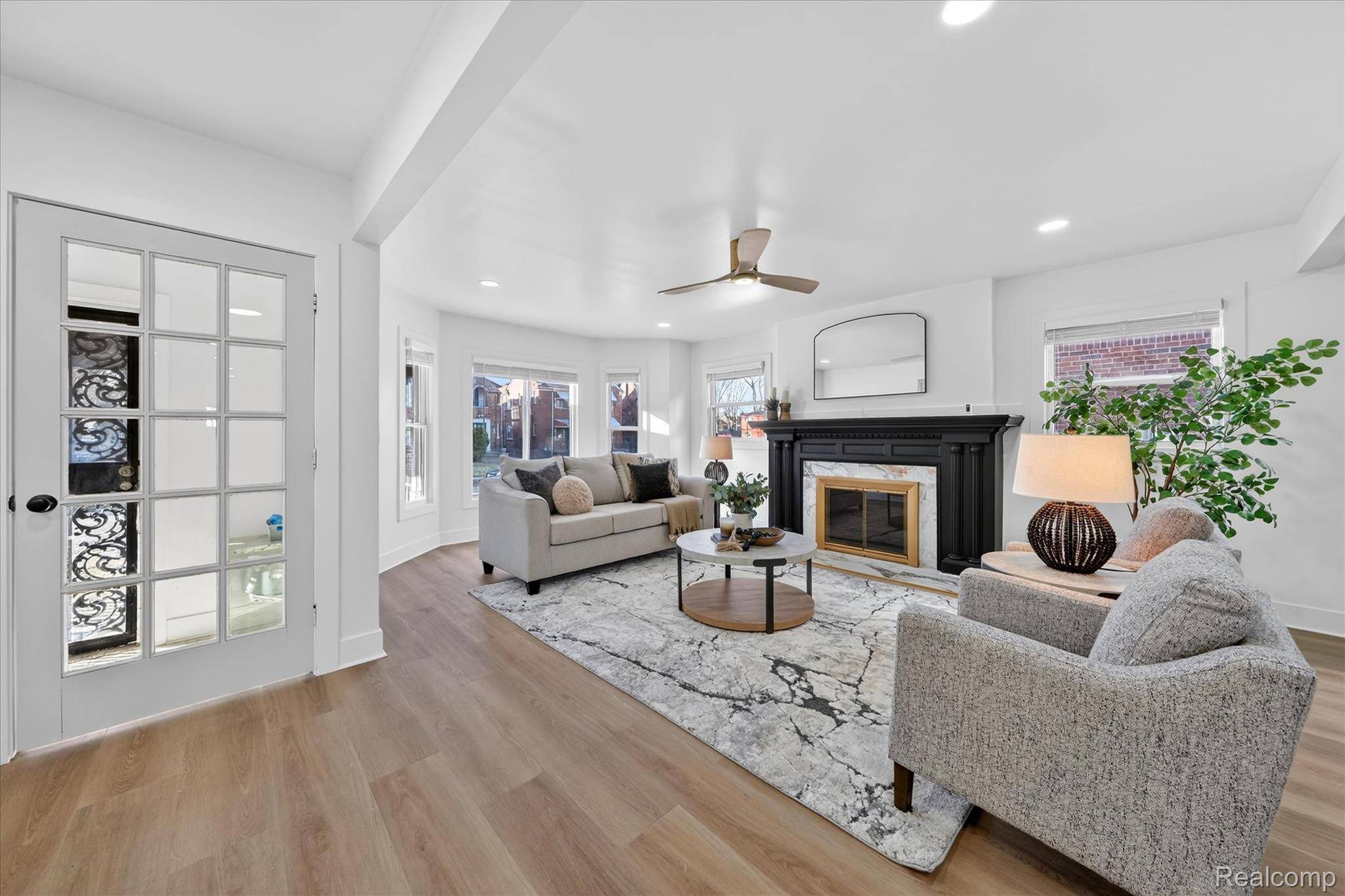 Detroit, MI 48221,17584 Cherrylawn ST