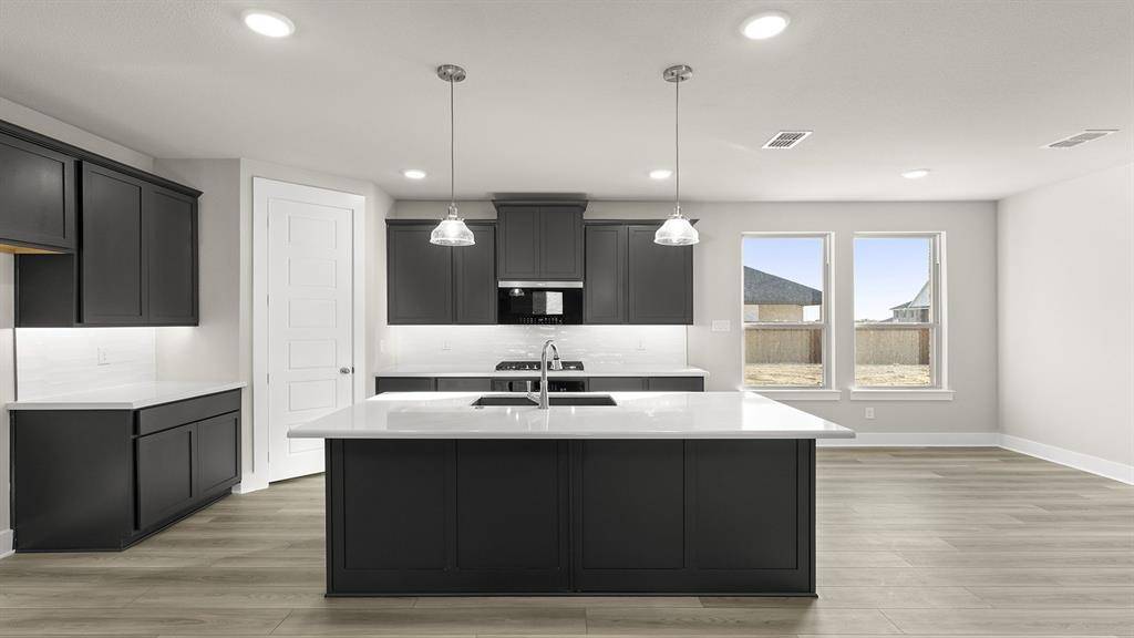 Justin, TX 76247,8728 Treeline