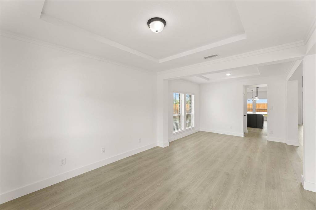 Desoto, TX 75115,804 Hidden Lakes Drive